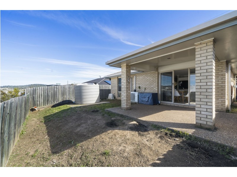 2/750 Boundary Street, Glenvale QLD 4350