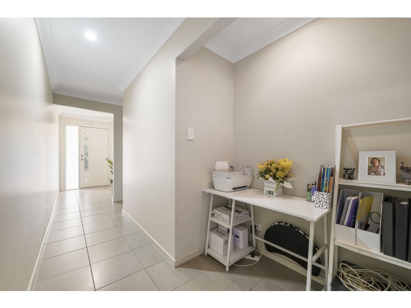 2/750 Boundary Street, Glenvale QLD 4350