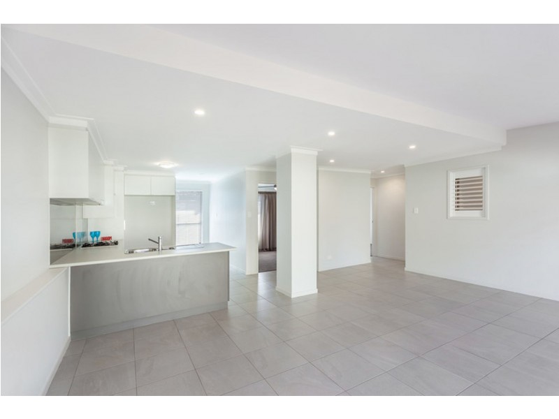2/7 Gentle Street, North Toowoomba QLD 4350