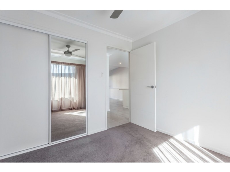 2/7 Gentle Street, North Toowoomba QLD 4350