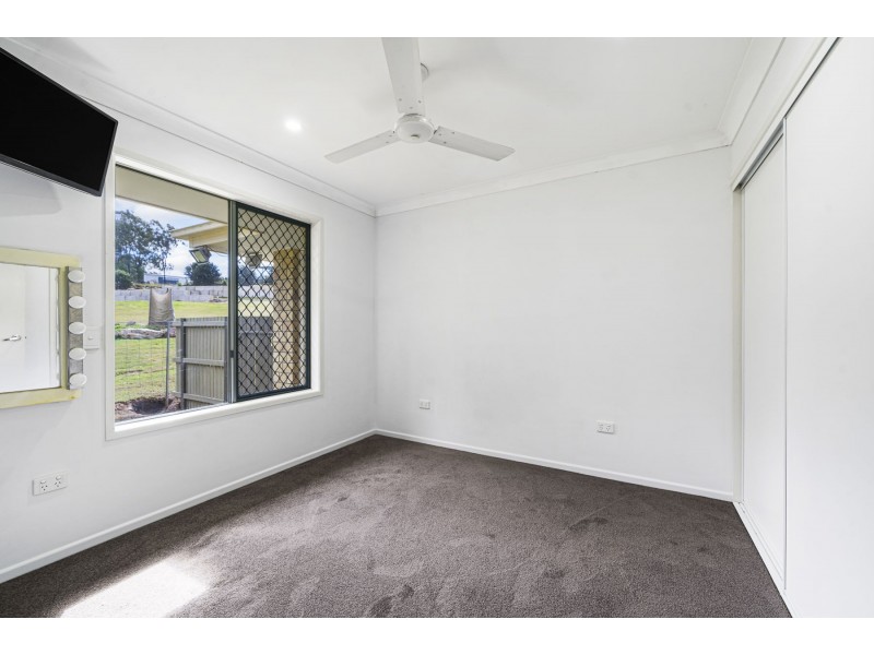 16 Mary Drive, Murphys Creek QLD 4352