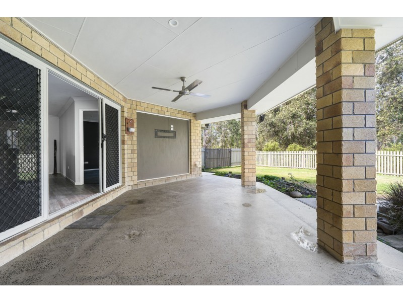 16 Mary Drive, Murphys Creek QLD 4352