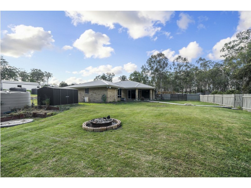 16 Mary Drive, Murphys Creek QLD 4352