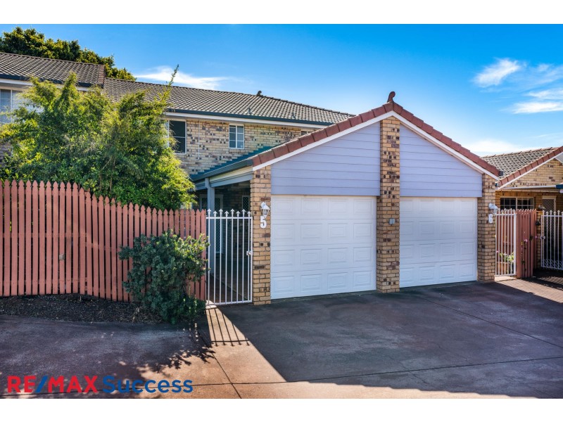 5/9 Danica Court, Kearneys Spring QLD 4350