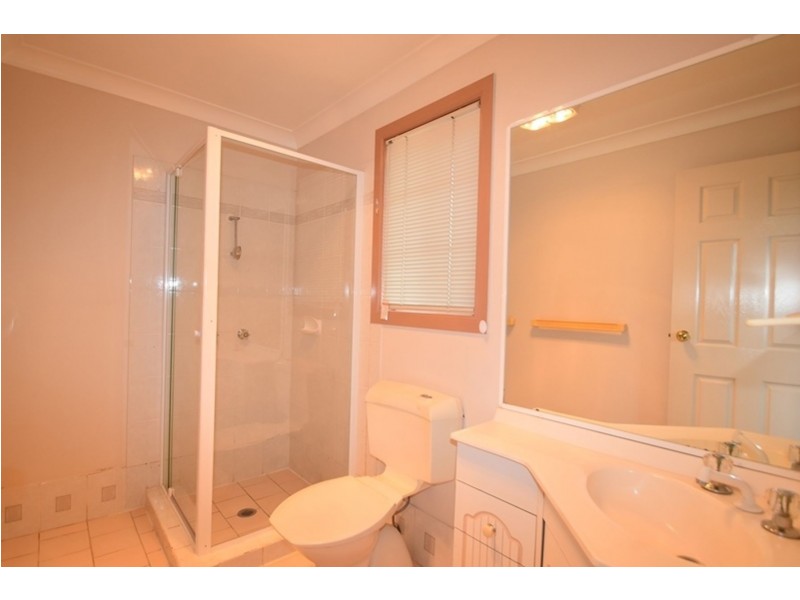 5/9 Danica Court, Kearneys Spring QLD 4350