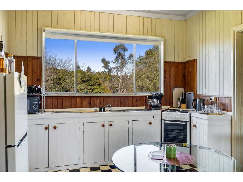 2 Glasgow Street, North Toowoomba QLD 4350