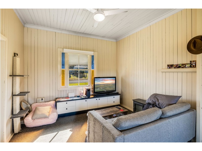 2 Glasgow Street, North Toowoomba QLD 4350