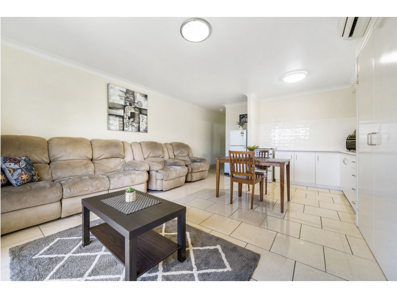 14/1-3 Uniplaza Court, Kearneys Spring QLD 4350