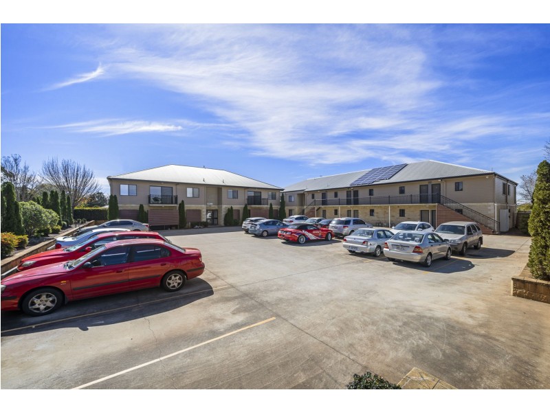14/1-3 Uniplaza Court, Kearneys Spring QLD 4350
