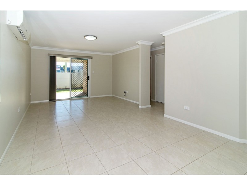 1/3 Whitley Court, Glenvale QLD 4350