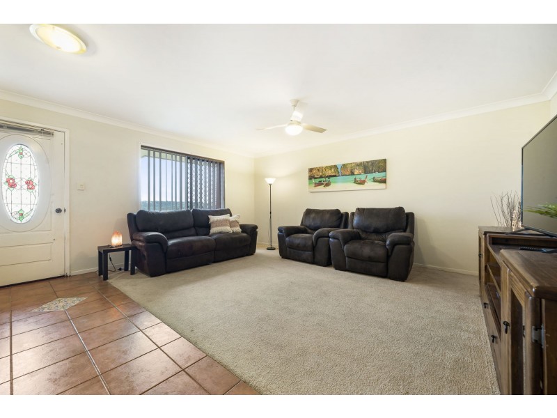 8 Tower Crescent, Gowrie Junction QLD 4352