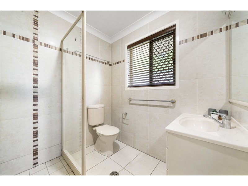 8 Tower Crescent, Gowrie Junction QLD 4352