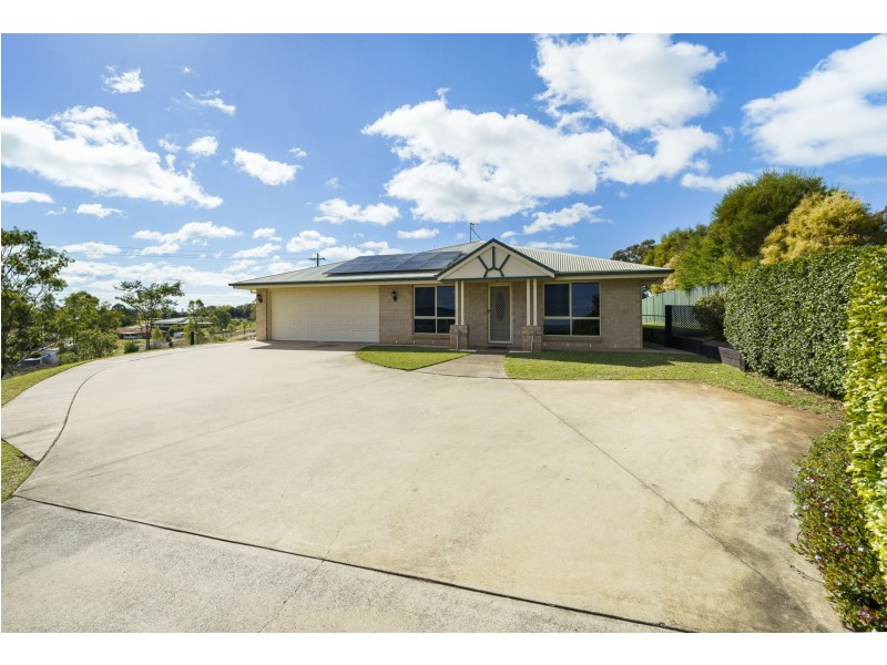 8 Tower Crescent, Gowrie Junction QLD 4352