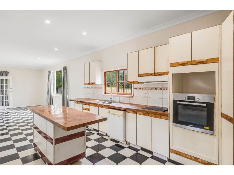 167 West Street, Newtown QLD 4350