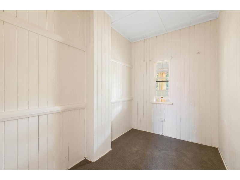 167 West Street, Newtown QLD 4350