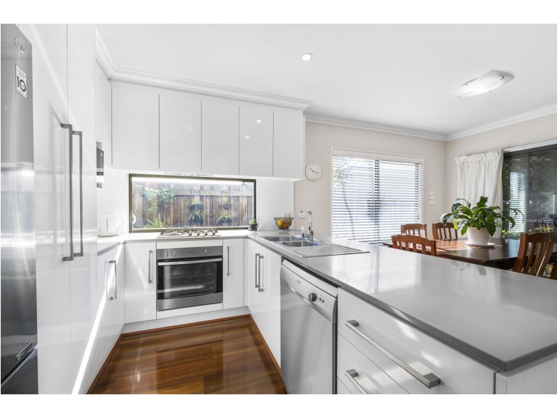 3/340 Hume Street, Centenary Heights QLD 4350