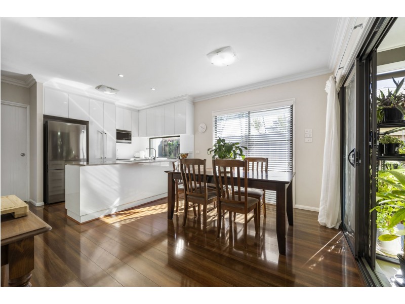 3/340 Hume Street, Centenary Heights QLD 4350