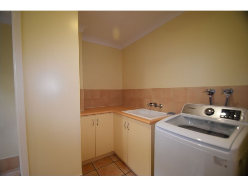 43 Lydwin Crescent, East Toowoomba QLD 4350
