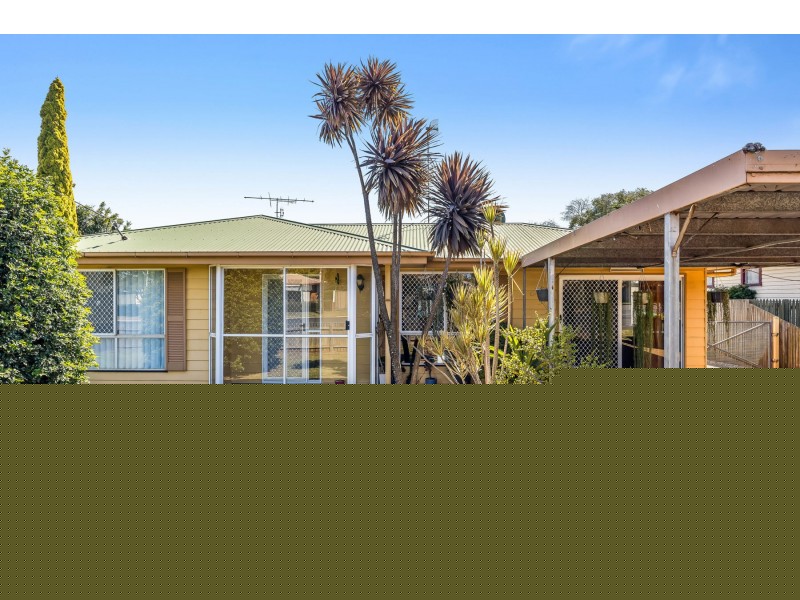 299 Taylor Street, Wilsonton QLD 4350