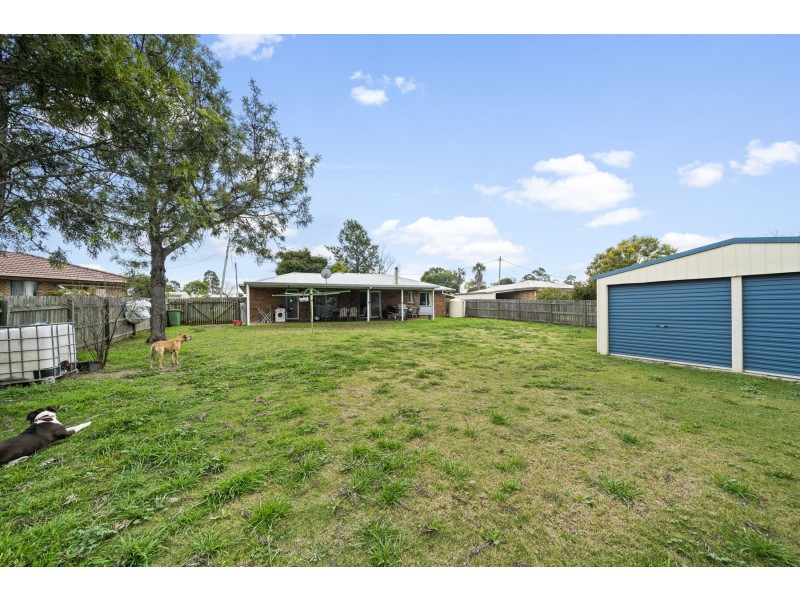 7 Palmerstone Court, Wyreema QLD 4352