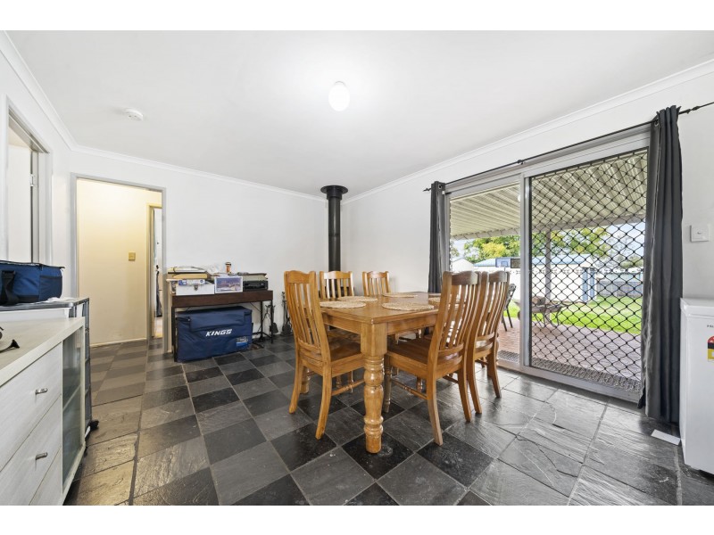 7 Palmerstone Court, Wyreema QLD 4352