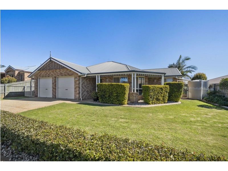 21 Scullin Street, Middle Ridge QLD 4350