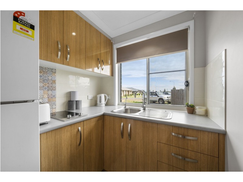 24 Weebah Place, Cambooya QLD 4358
