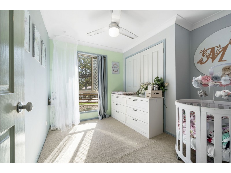 4A David Street, Rockville QLD 4350