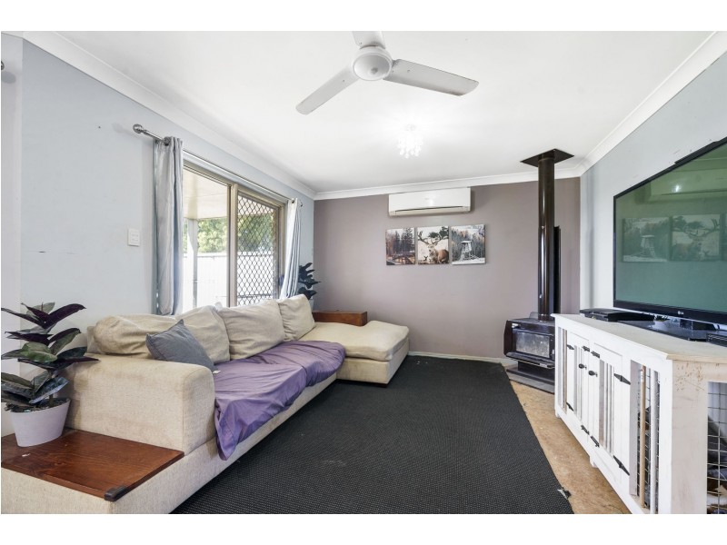 4A David Street, Rockville QLD 4350