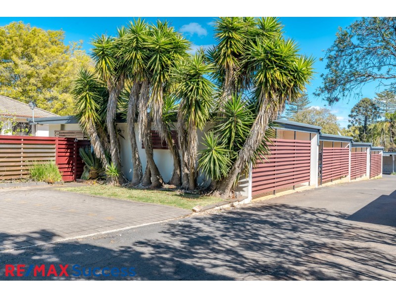 4/267A Geddes Street, Centenary Heights QLD 4350