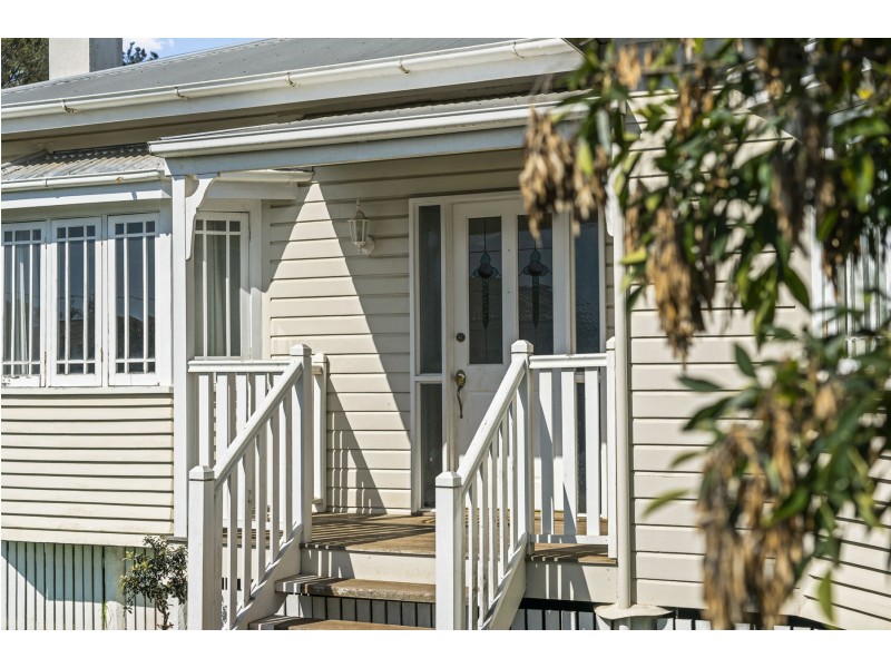 16 Rosewood Street, Toowoomba City QLD 4350