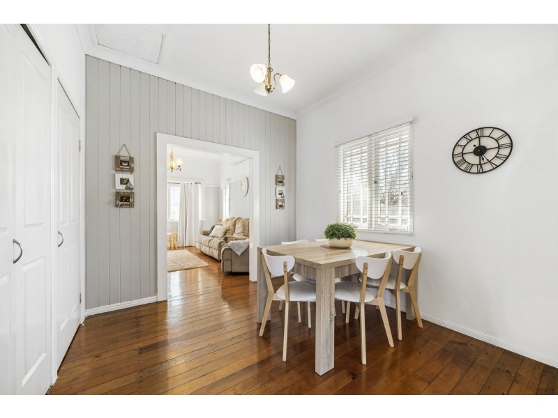 16 Rosewood Street, Toowoomba City QLD 4350