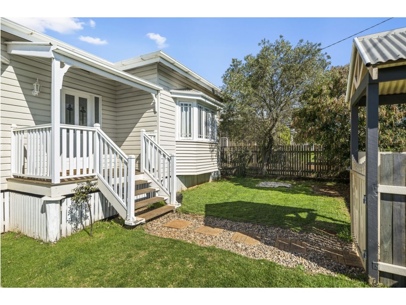 16 Rosewood Street, Toowoomba City QLD 4350