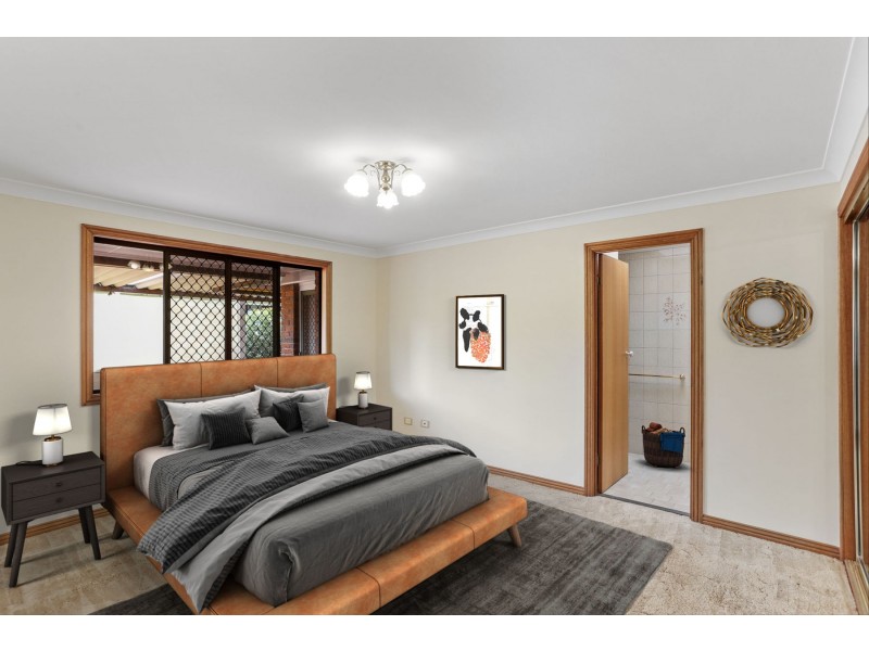10 Diane Court, Centenary Heights QLD 4350
