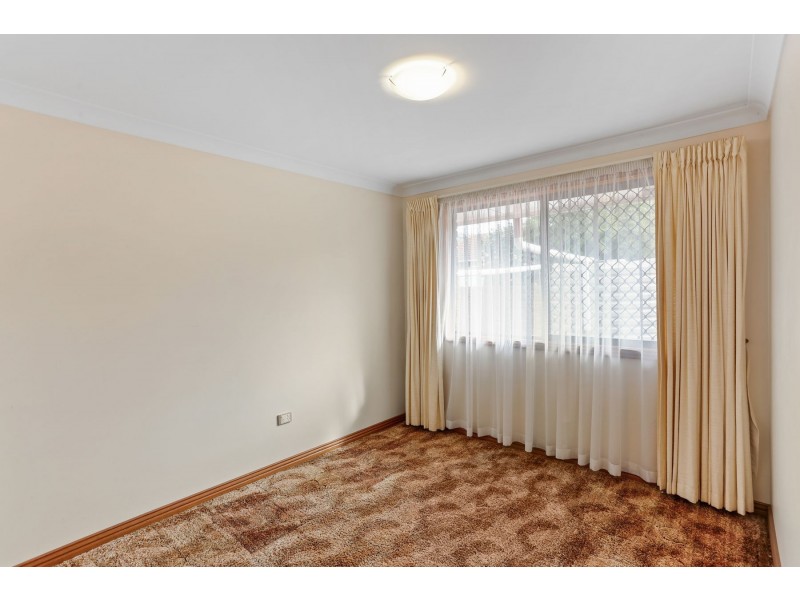 10 Diane Court, Centenary Heights QLD 4350