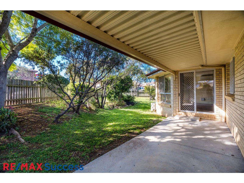 2/5 Beer Court, Kearneys Spring QLD 4350