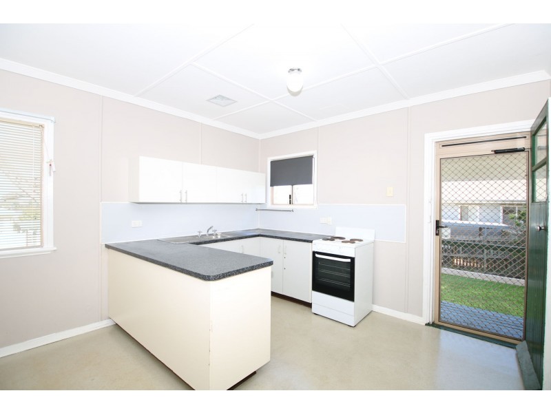 23 Dwyer Street, Harlaxton QLD 4350