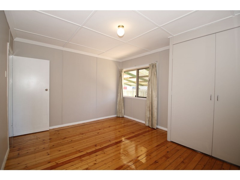 23 Dwyer Street, Harlaxton QLD 4350