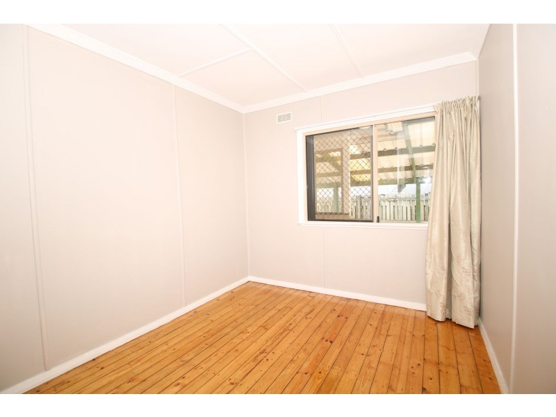 23 Dwyer Street, Harlaxton QLD 4350