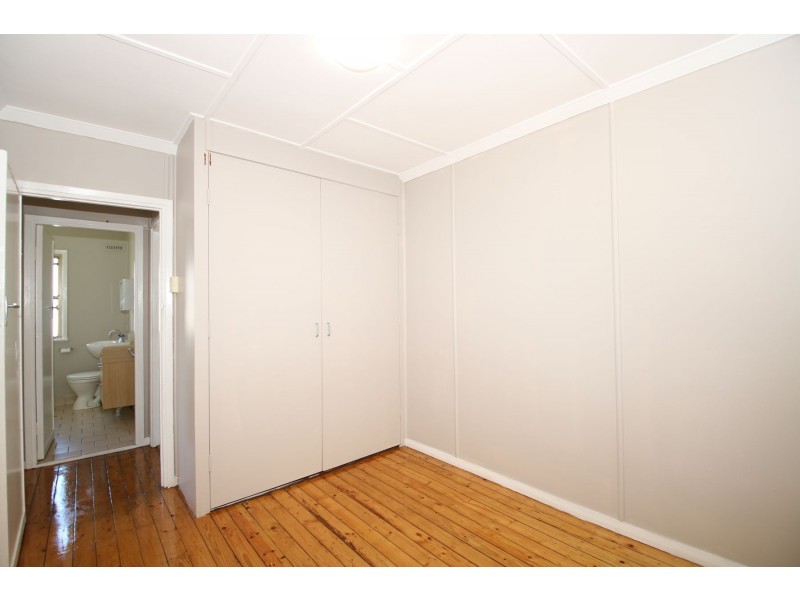 23 Dwyer Street, Harlaxton QLD 4350