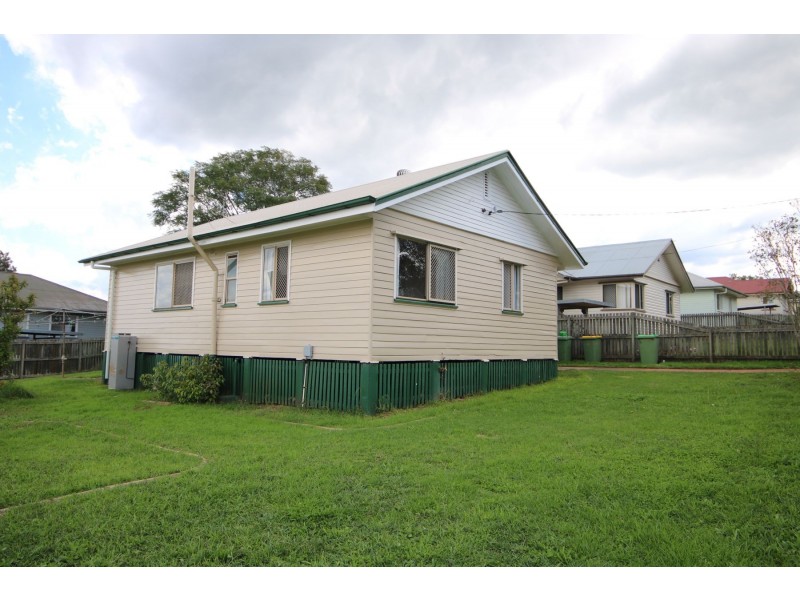 23 Dwyer Street, Harlaxton QLD 4350