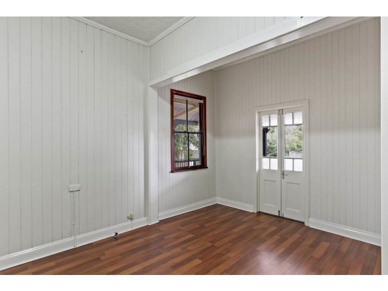 19 Herries Street, East Toowoomba QLD 4350