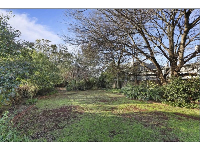 19 Herries Street, East Toowoomba QLD 4350