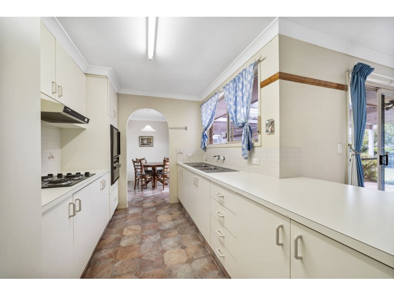 6c Mott Crescent, Rockville QLD 4350