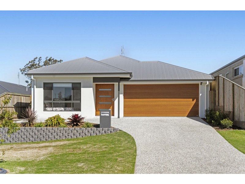 14 Dawn Drive, Glenvale QLD 4350