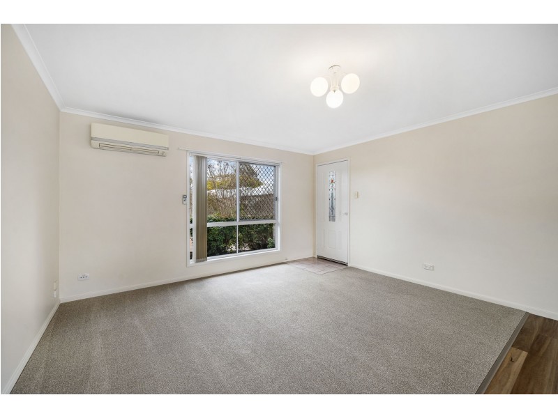 14/19a Gladstone Street, Newtown QLD 4350