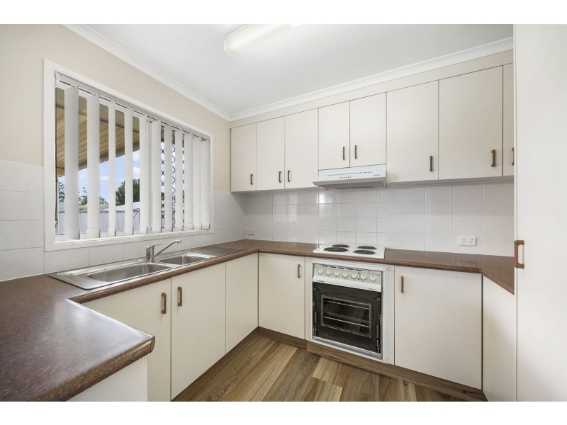 14/19a Gladstone Street, Newtown QLD 4350