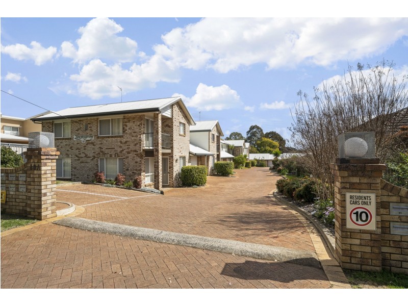 14/19a Gladstone Street, Newtown QLD 4350