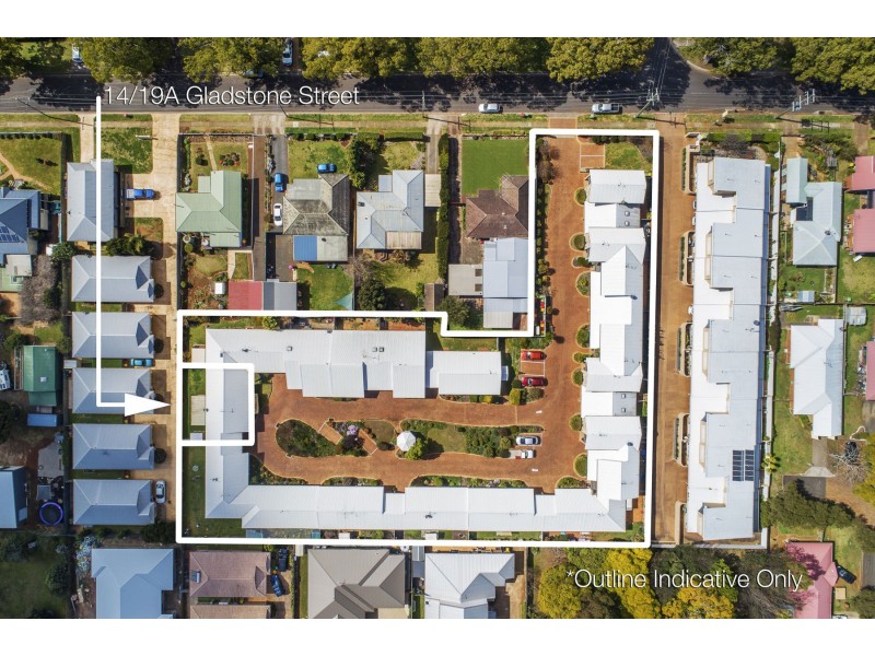 14/19a Gladstone Street, Newtown QLD 4350