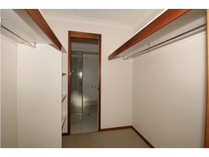 5 Carnation Court, Middle Ridge QLD 4350